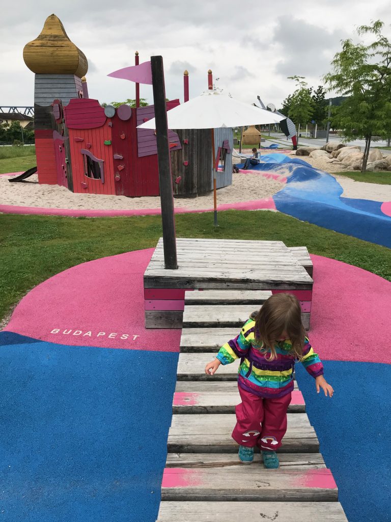 Spielplatz Deggendorf Balancieren